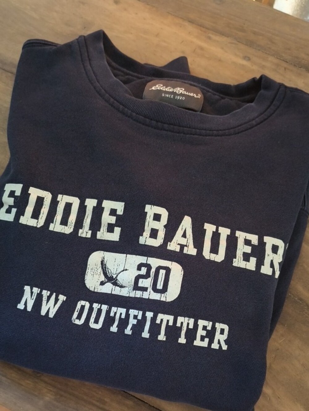 Eddie Bauer Navy Crewneck Sweatshirt ♥️ Unisex 💙Cream Logo